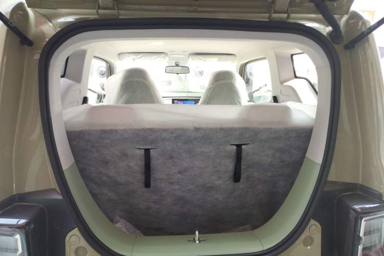Used Geely Galaxy Panda 2025 210km Panda Rider Trunk