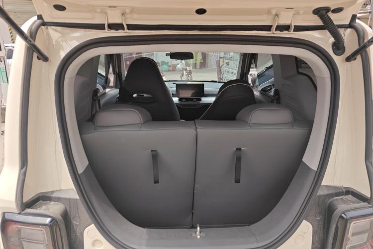 Used Geely Galaxy Panda 2025 210 km – Yuanqi Bear Trunk
