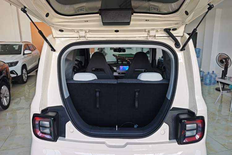 Used Geely Galaxy Panda 2025 210 km – Yuanqi Bear Trunk