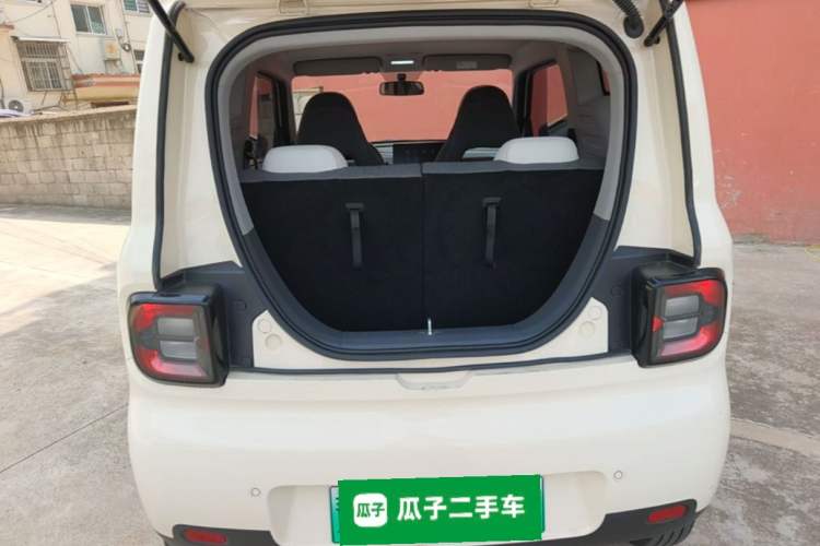 Used Geely Galaxy Panda 2025 210 km – Yuanqi Bear Trunk