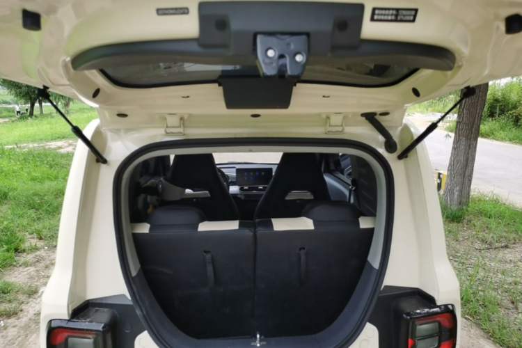 Used Geely Galaxy Panda 2025 210 km – Yuanqi Bear Trunk