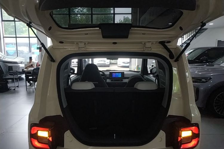Used Geely Galaxy Panda 2025 210 km – Yuanqi Bear Trunk