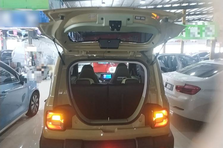 Used Geely Galaxy Panda 2025 210km Panda Rider Trunk