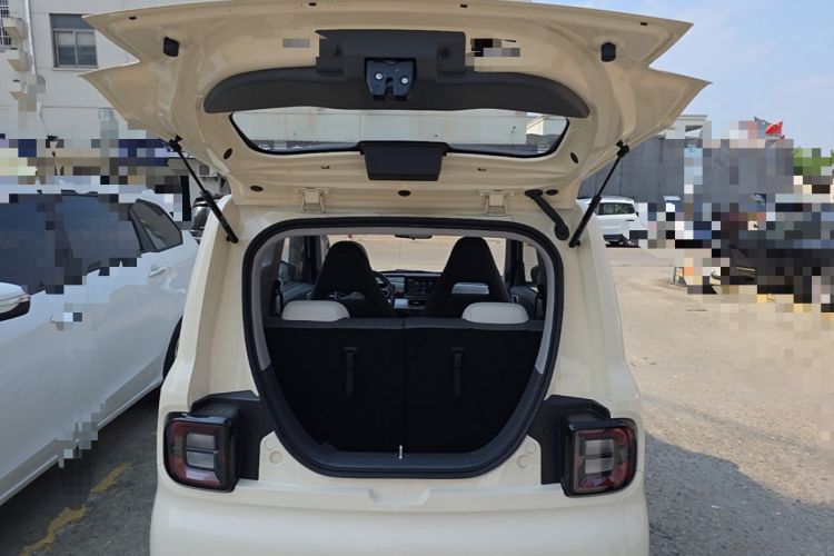 Used Geely Galaxy Panda 2025 210 km – Yuanqi Bear Trunk