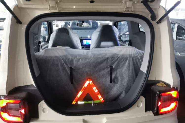 Used Geely Galaxy Panda 2025 210 km – Yuanqi Bear Trunk