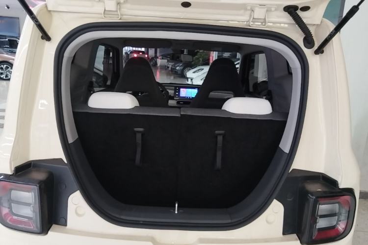 Used Geely Galaxy Panda 2025 210 km – Yuanqi Bear Trunk