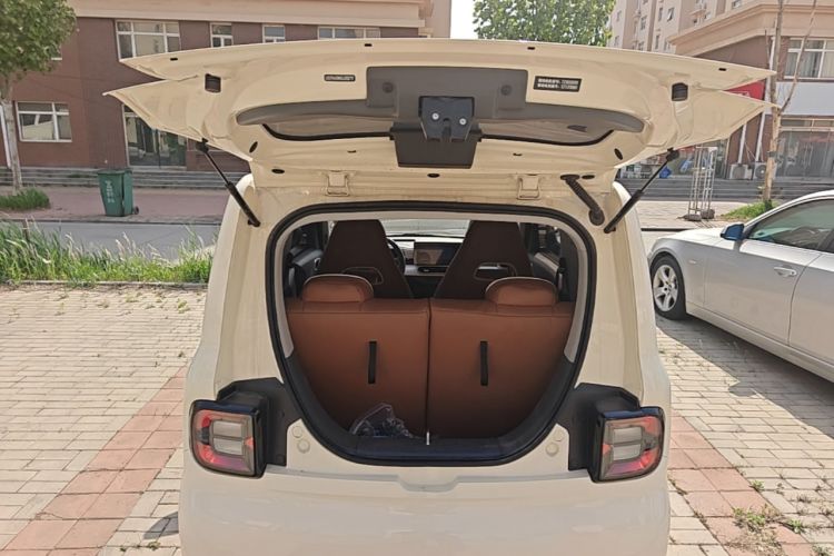 Used Geely Galaxy Panda 2025 210 km – Yuanqi Bear Trunk