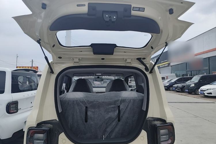 Used Geely Galaxy Panda 2025 210 km – Yuanqi Bear Trunk