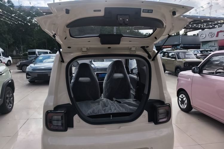 Used Geely Galaxy Panda 2025 210 km – Yuanqi Bear Trunk