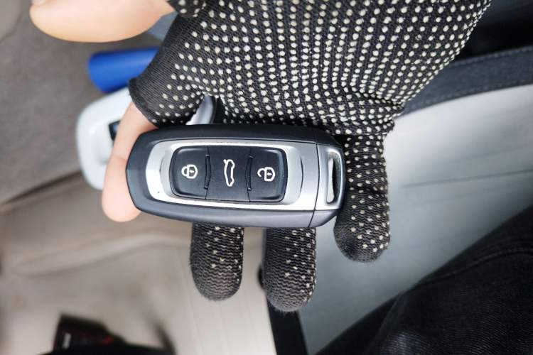 Used Geely Galaxy Panda 2025 210 km – Yuanqi Bear Vehicle Key