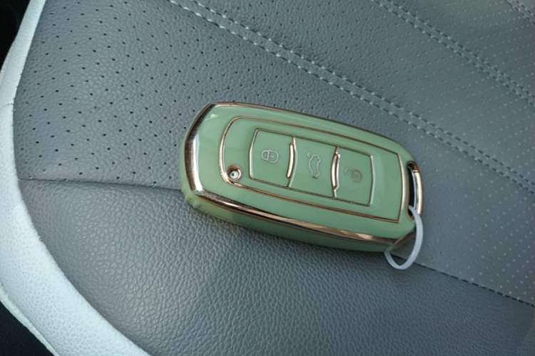 Used Geely Galaxy Panda 2025 210 km – Yuanqi Bear Vehicle Key