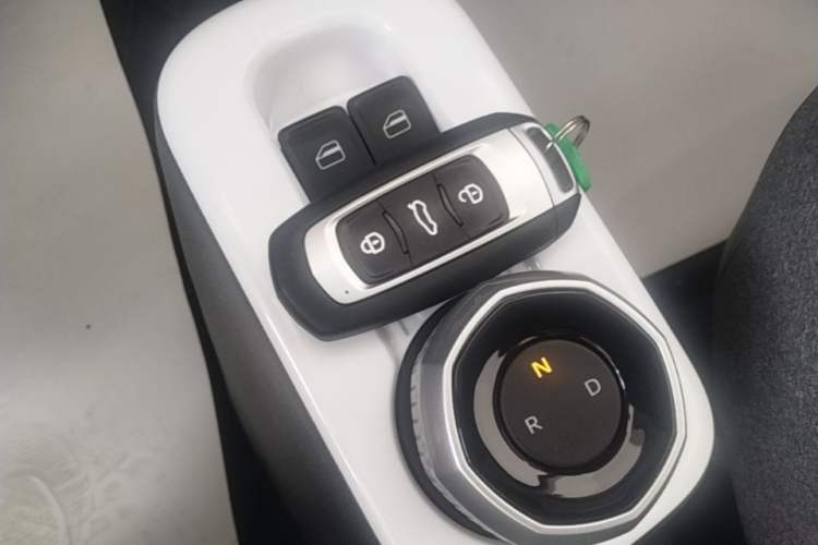 Used Geely Galaxy Panda 2025 210 km – Yuanqi Bear Vehicle Key
