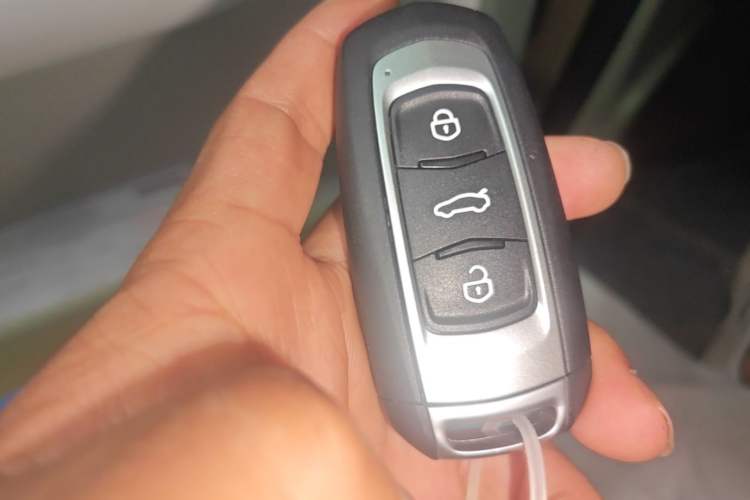 Used Geely Galaxy Panda 2025 210km Panda Rider Vehicle Key