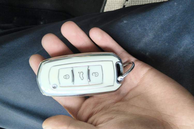 Used Geely Galaxy Panda 2025 210km Panda Rider Vehicle Key