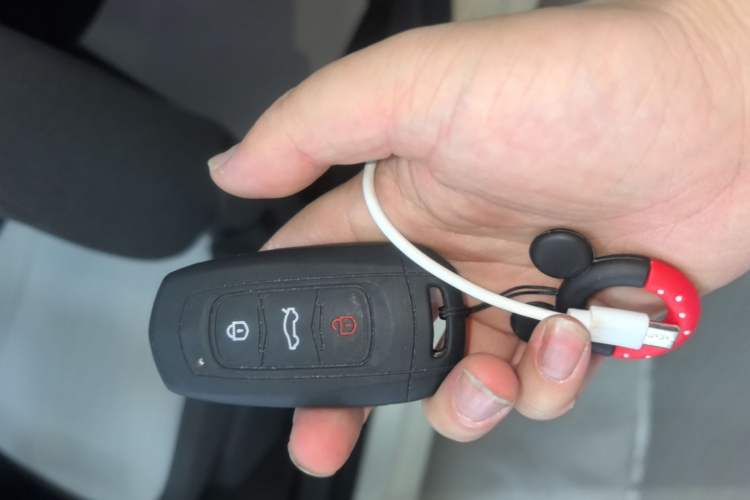 Used Geely Galaxy Panda 2025 210 km – Yuanqi Bear Vehicle Key
