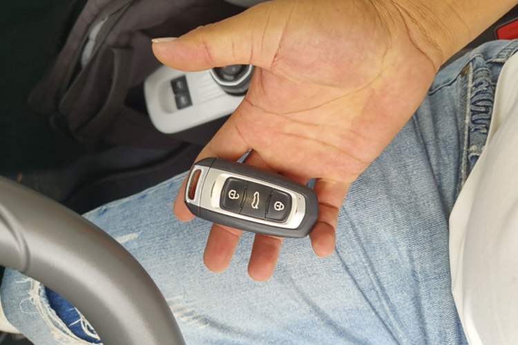 Used Geely Galaxy Panda 2025 210 km – Yuanqi Bear Vehicle Key