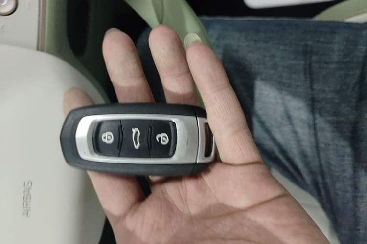 Used Geely Galaxy Panda 2025 210km Panda Rider Vehicle Key