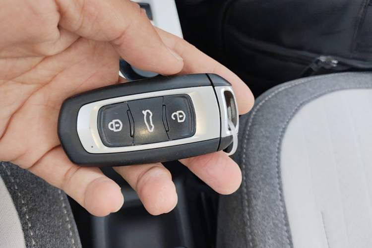 Used Geely Galaxy Panda 2025 210 km – Yuanqi Bear Vehicle Key
