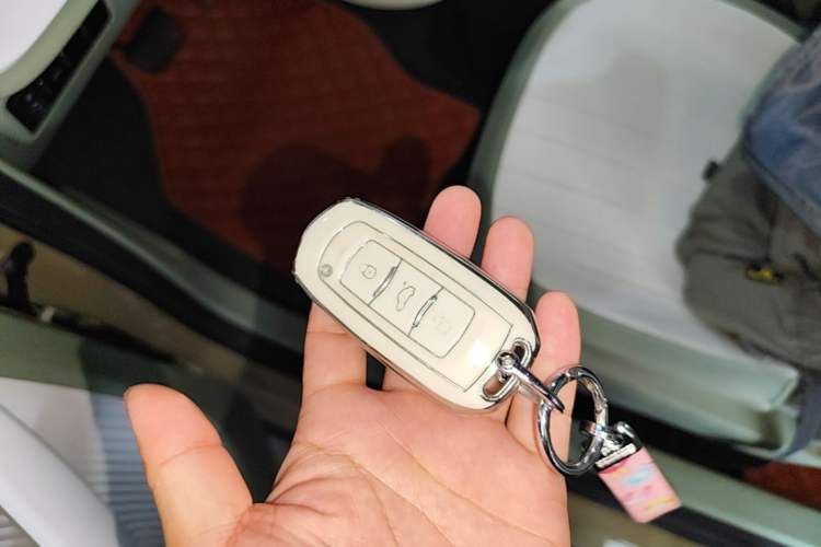 Used Geely Galaxy Panda 2025 210km Panda Rider Vehicle Key