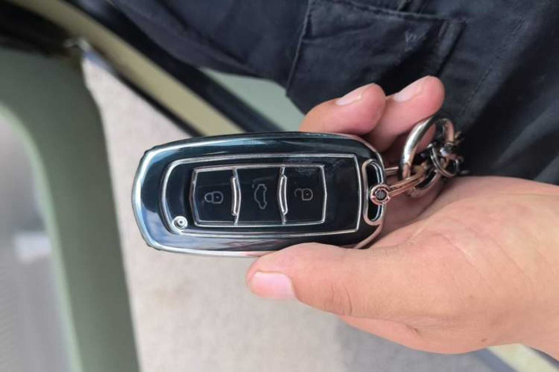 Used Geely Galaxy Panda 2025 210km Panda Rider Vehicle Key