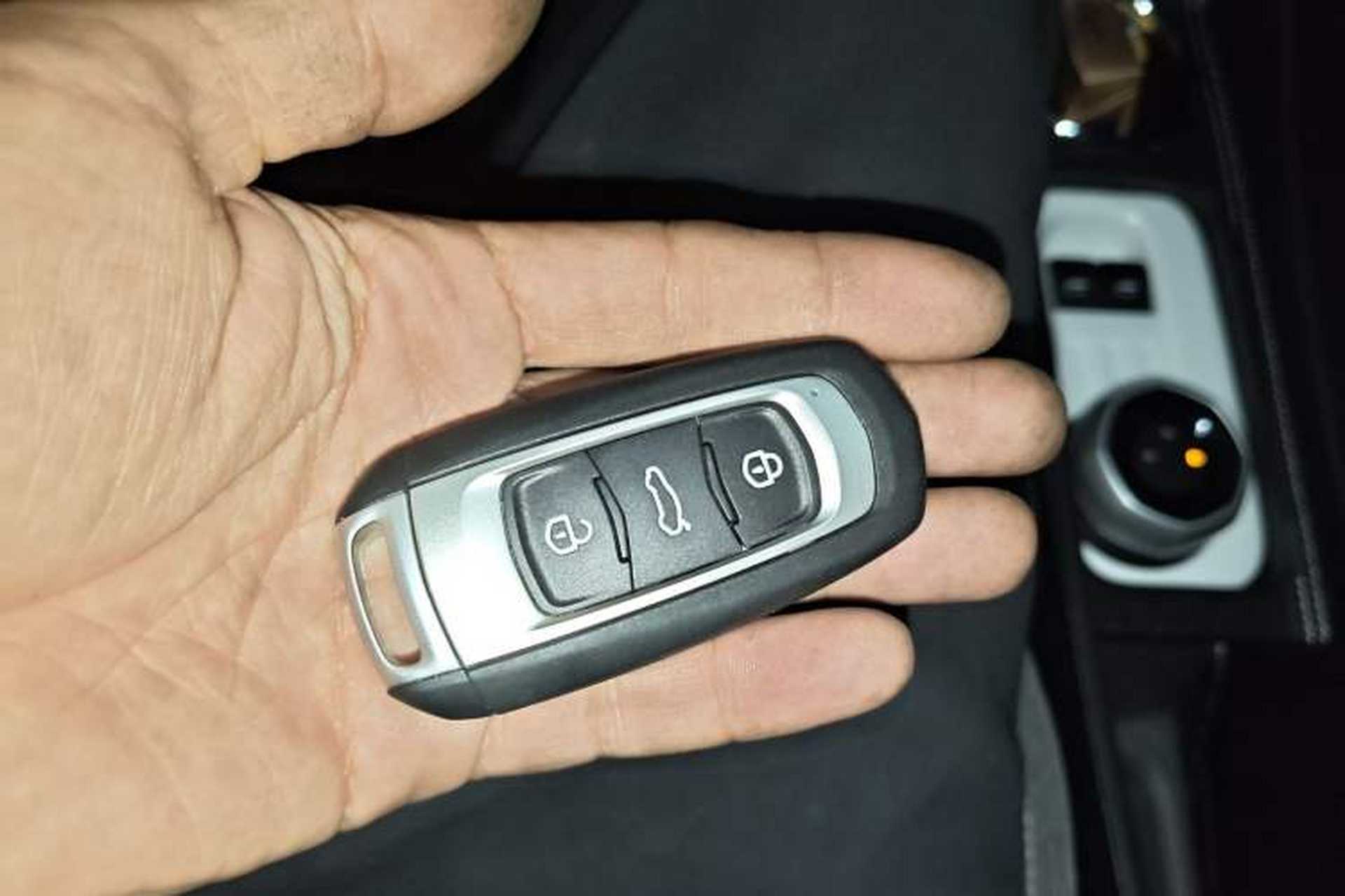 Used Geely Galaxy Panda 2025 210 km – Yuanqi Bear Vehicle Key