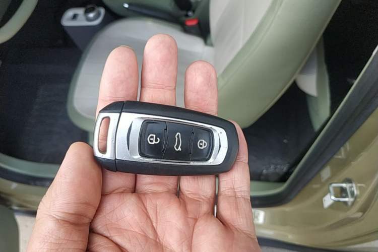 Used Geely Galaxy Panda 2025 210km Panda Rider Vehicle Key