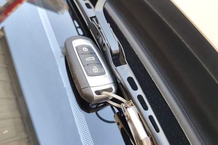 Used Geely Galaxy Panda 2025 210 km – Yuanqi Bear Vehicle Key