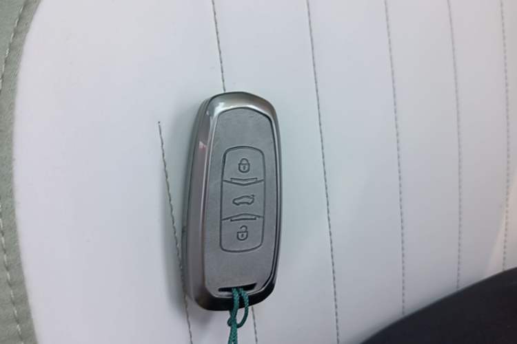 Used Geely Galaxy Panda 2025 210km Panda Rider Vehicle Key