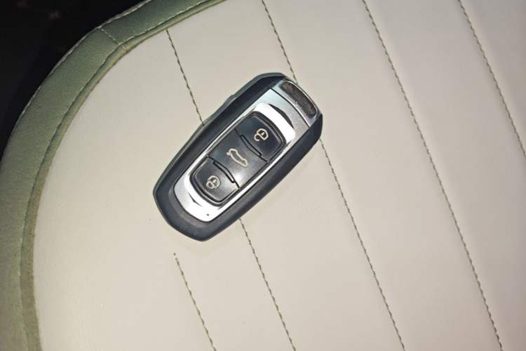 Used Geely Galaxy Panda 2025 210km Panda Rider Vehicle Key