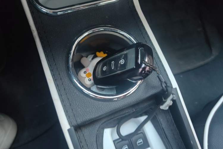 Used Geely Galaxy Panda 2025 210 km – Yuanqi Bear Vehicle Key