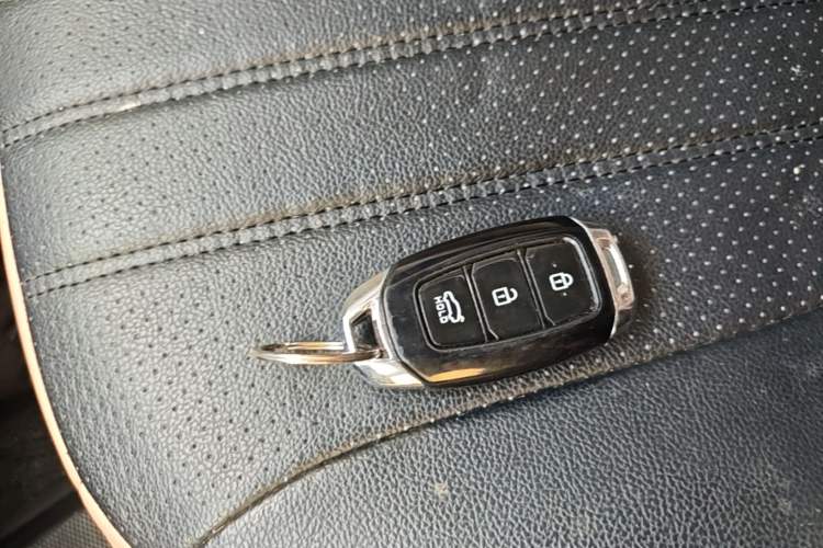 Used Geely Galaxy Panda 2025 210 km – Yuanqi Bear Vehicle Key