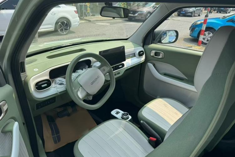 Used Geely Galaxy Panda 2026 210km Panda Warrior Interior 4