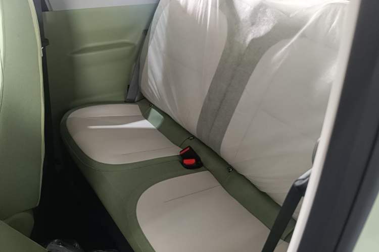 Used Geely Galaxy Panda 2026 210km Panda Warrior Left Rear Seat