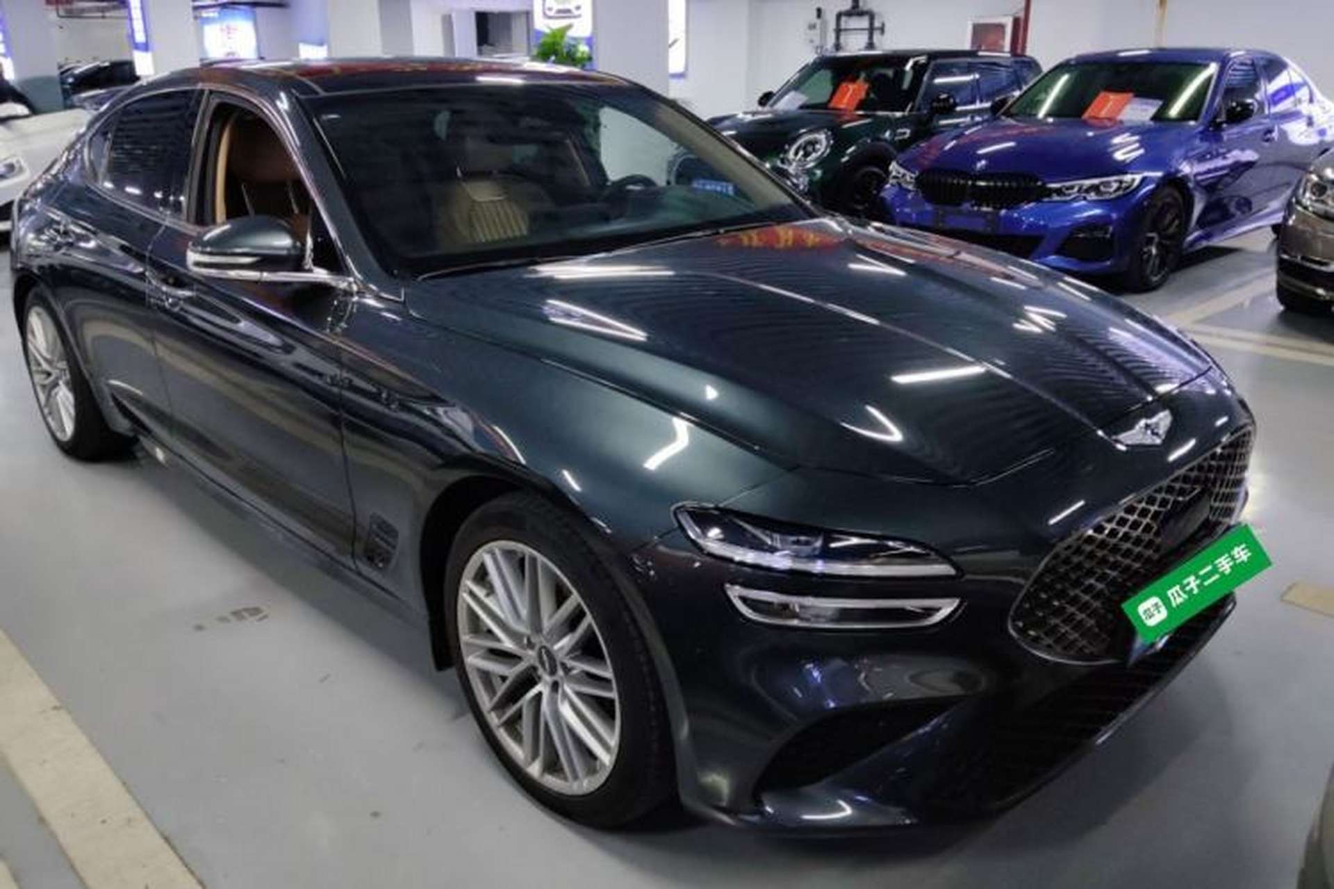 Used Genesis G70 2021 2.0T Rear-Drive Luxury Edition Exterior 2