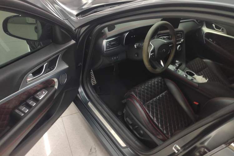 Used Genesis G70 2021 2.0T Four-Wheel Drive Flagship Version Driver Seat