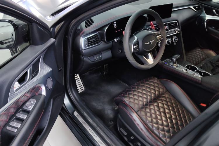 Used Genesis G70 2021 2.0T Four-Wheel Drive Flagship Version Driver Seat