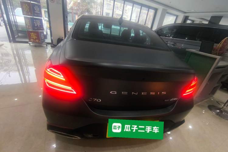 Used Genesis G70 2021 2.0T All-Wheel-Drive Edition 1 Limited Edition Exterior 4