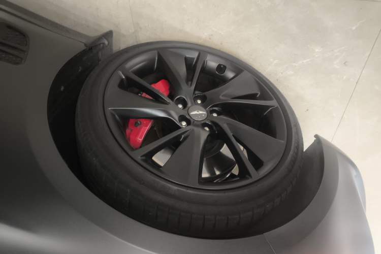 Used Genesis G70 2021 2.0T All-Wheel-Drive Edition 1 Limited Edition Exterior 7