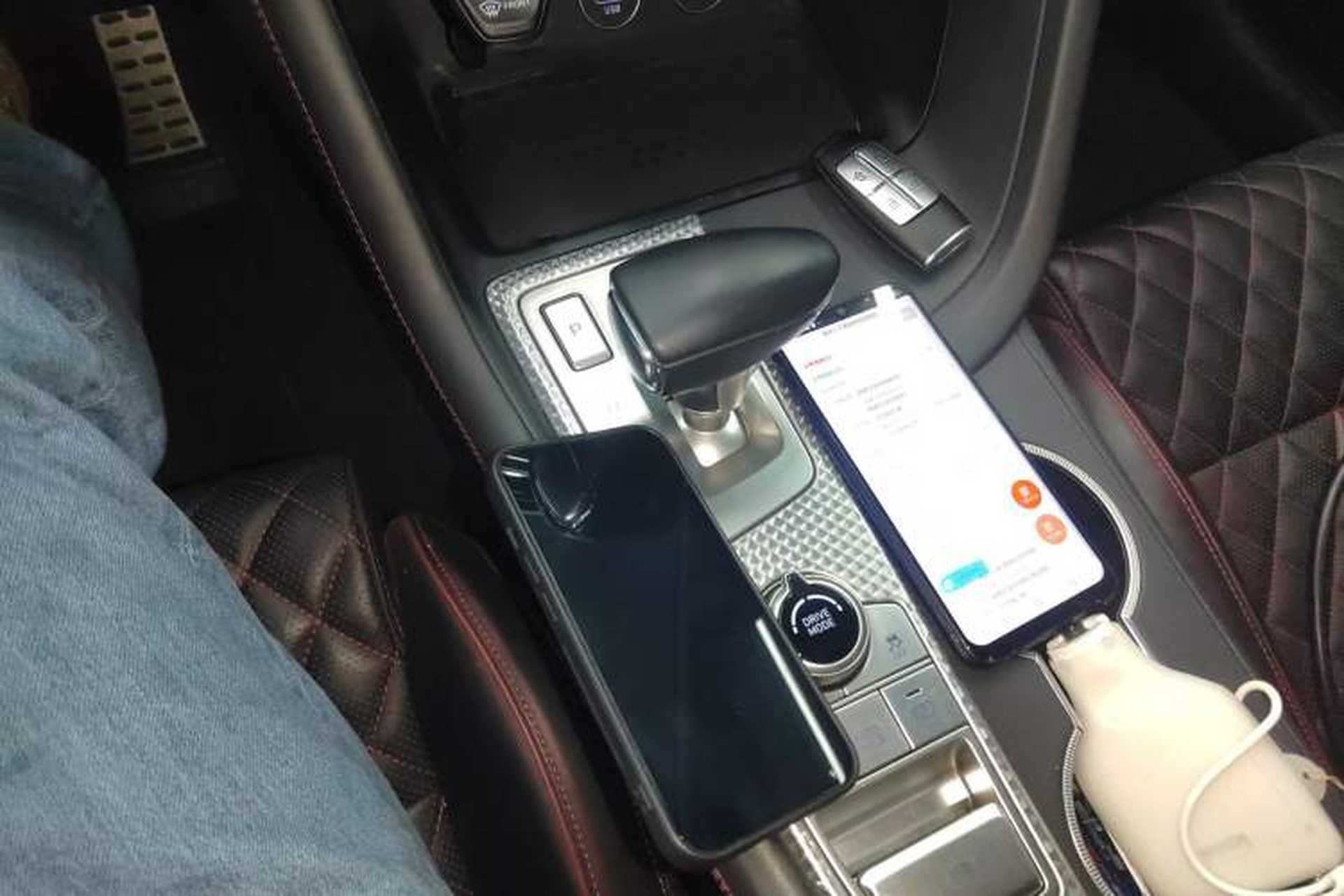 Used Genesis G70 2021 2.0T Four-Wheel Drive Flagship Version Gear Lever
