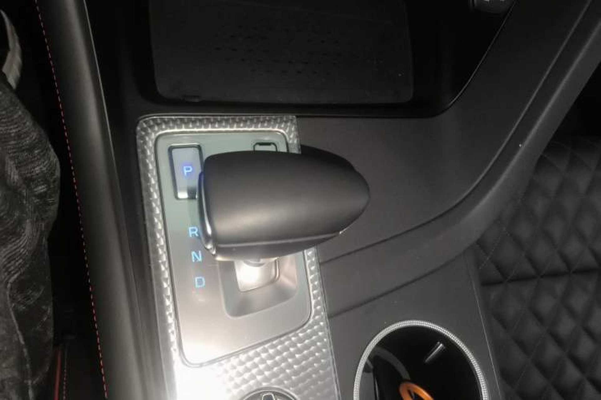 Used Genesis G70 2021 2.0T All-Wheel-Drive Edition 1 Limited Edition Gear Lever