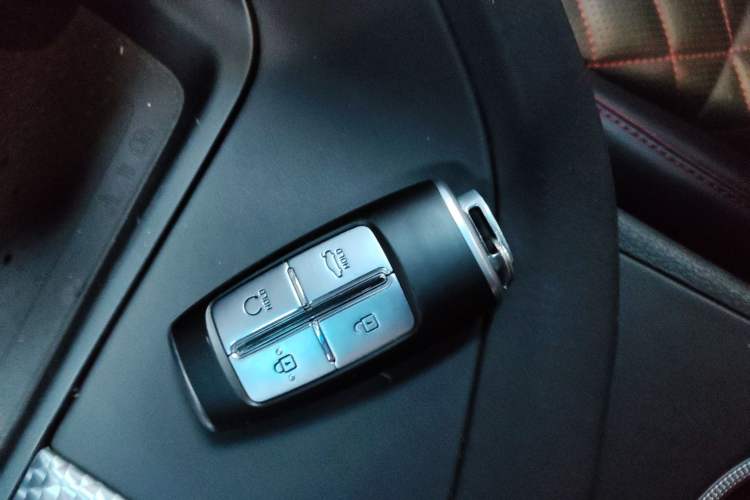 Used Genesis G70 2021 2.0T Four-Wheel Drive Flagship Version Interior 1