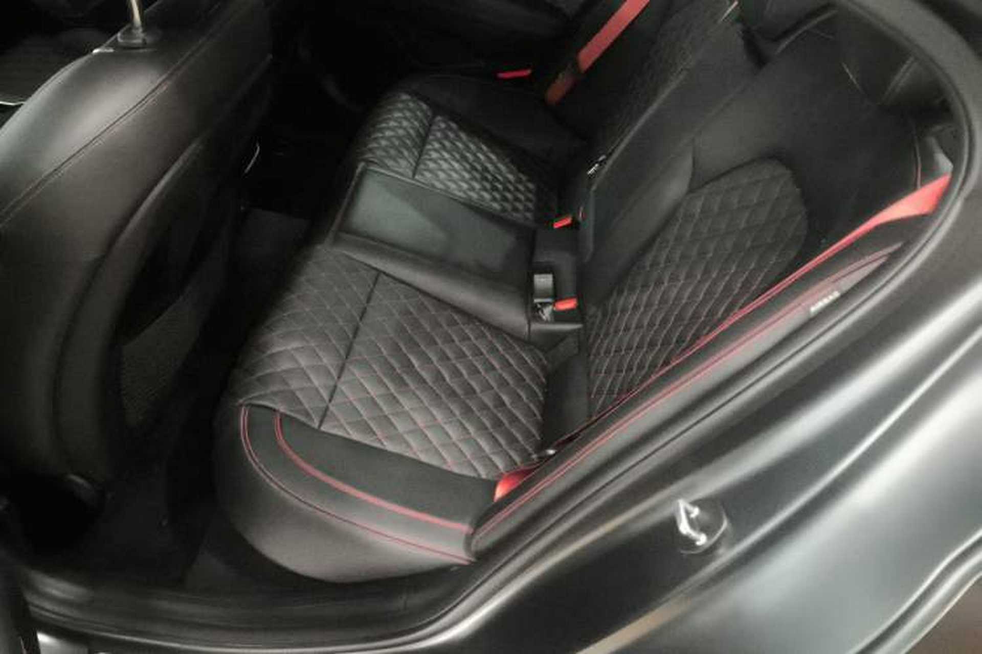 Used Genesis G70 2021 2.0T All-Wheel-Drive Edition 1 Limited Edition Interior 4