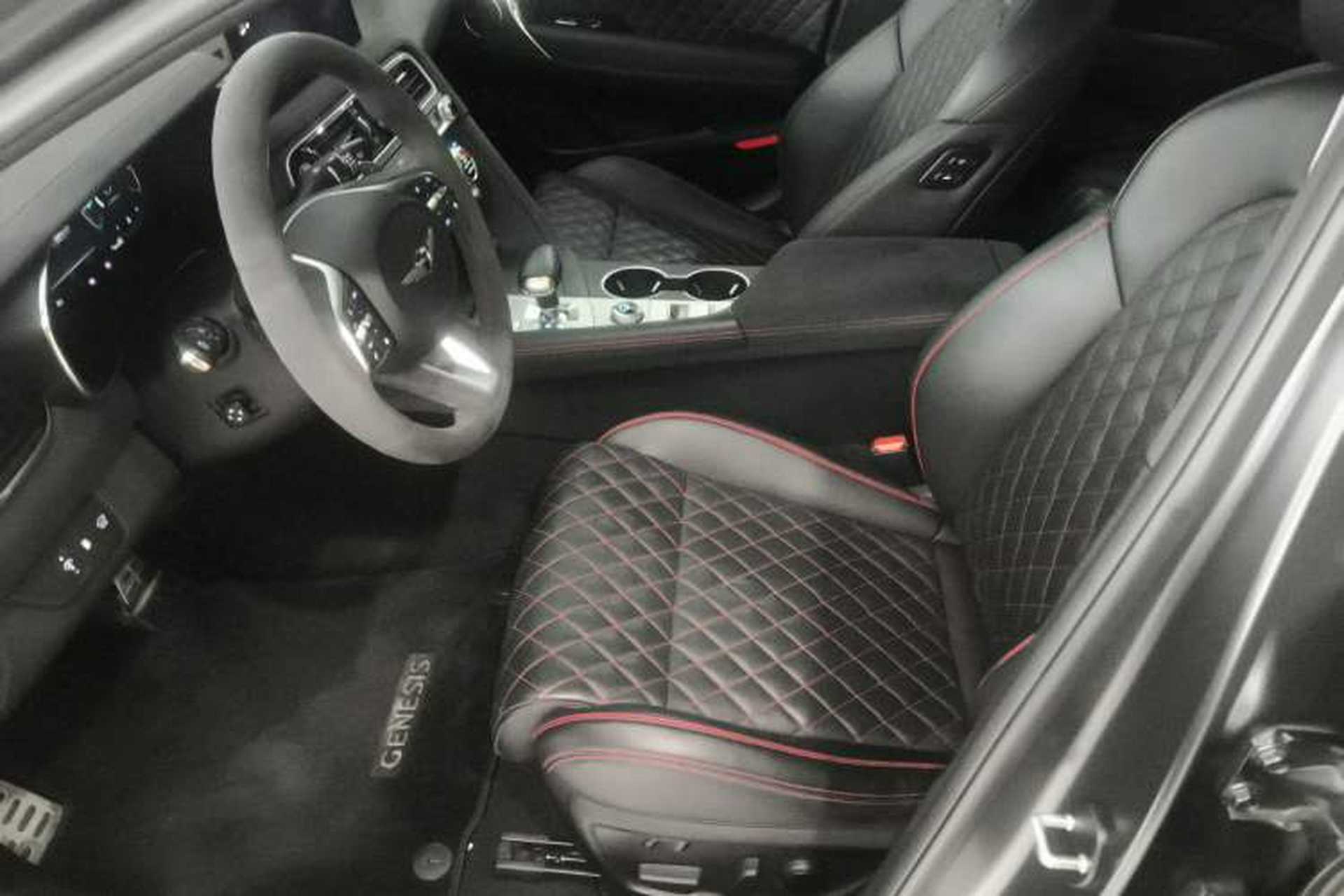 Used Genesis G70 2021 2.0T All-Wheel-Drive Edition 1 Limited Edition Left Front Seat