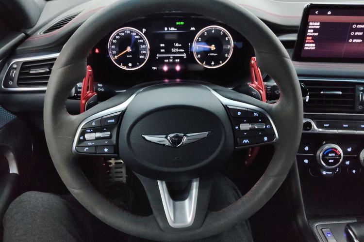 Used Genesis G70 2021 2.0T Four-Wheel Drive Flagship Version Steering Wheel
