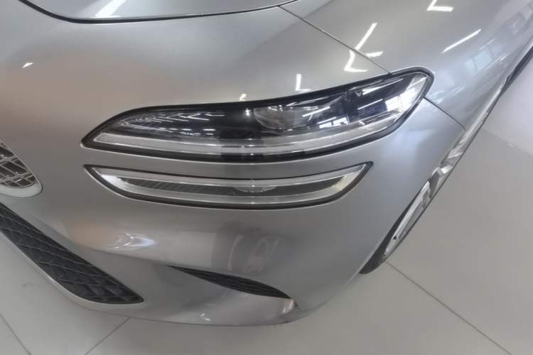 Used Genesis G70 2021 2.0T Rear-Drive Luxury Edition Left Front Headlight