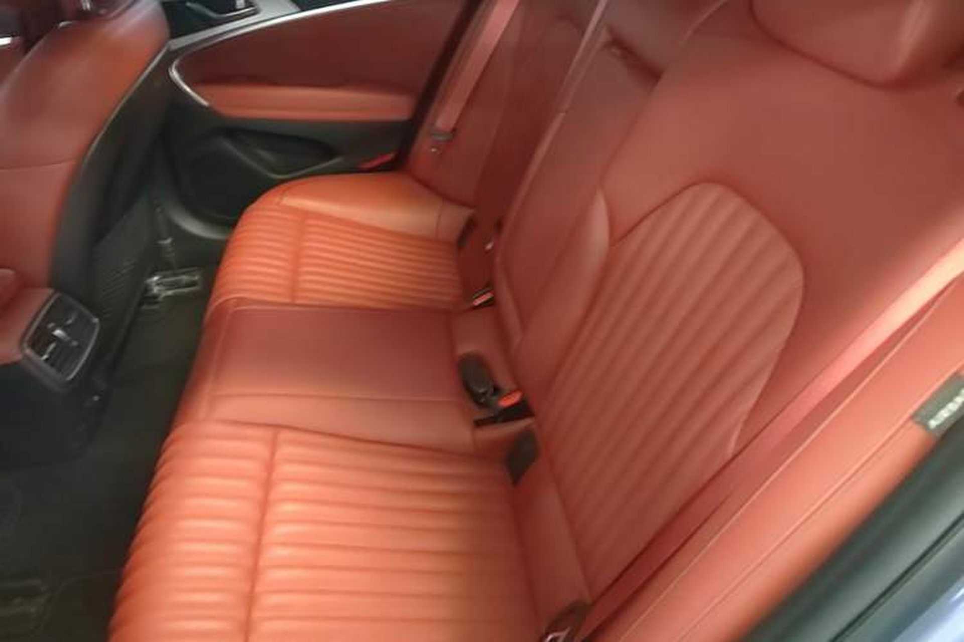 Used Genesis G70 2021 2.0T Rear-Drive Luxury Edition Left Rear Seat