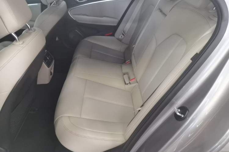 Used Genesis G70 2021 2.0T Rear-Drive Luxury Edition Left Rear Seat