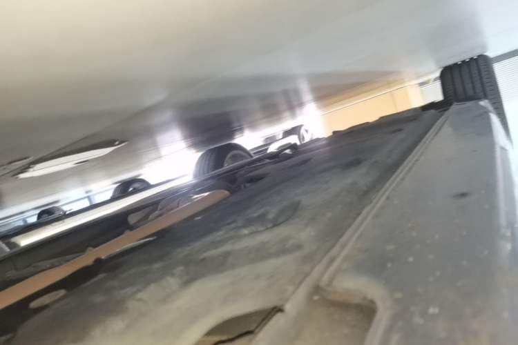 Used Genesis G70 2021 2.0T Rear-Drive Luxury Edition Right Side Sill