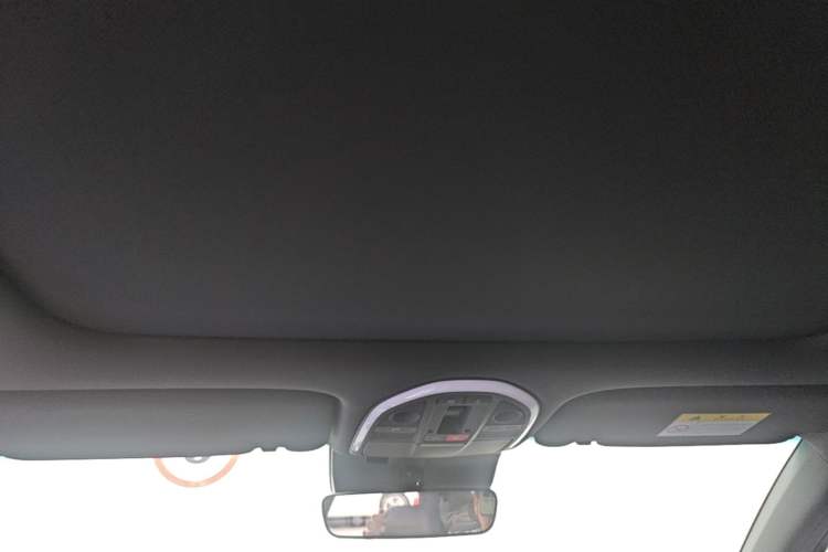 Used Genesis G70 2023 2.0T Rear-Drive Luxury Edition Headliner
