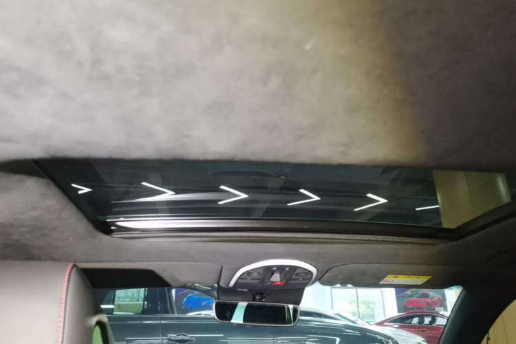 Used Genesis G70 2023 2.0T Four-Wheel-Drive Flagship Version Headliner